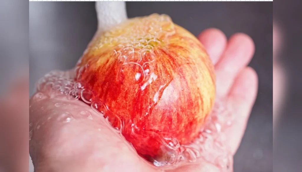 wash apple